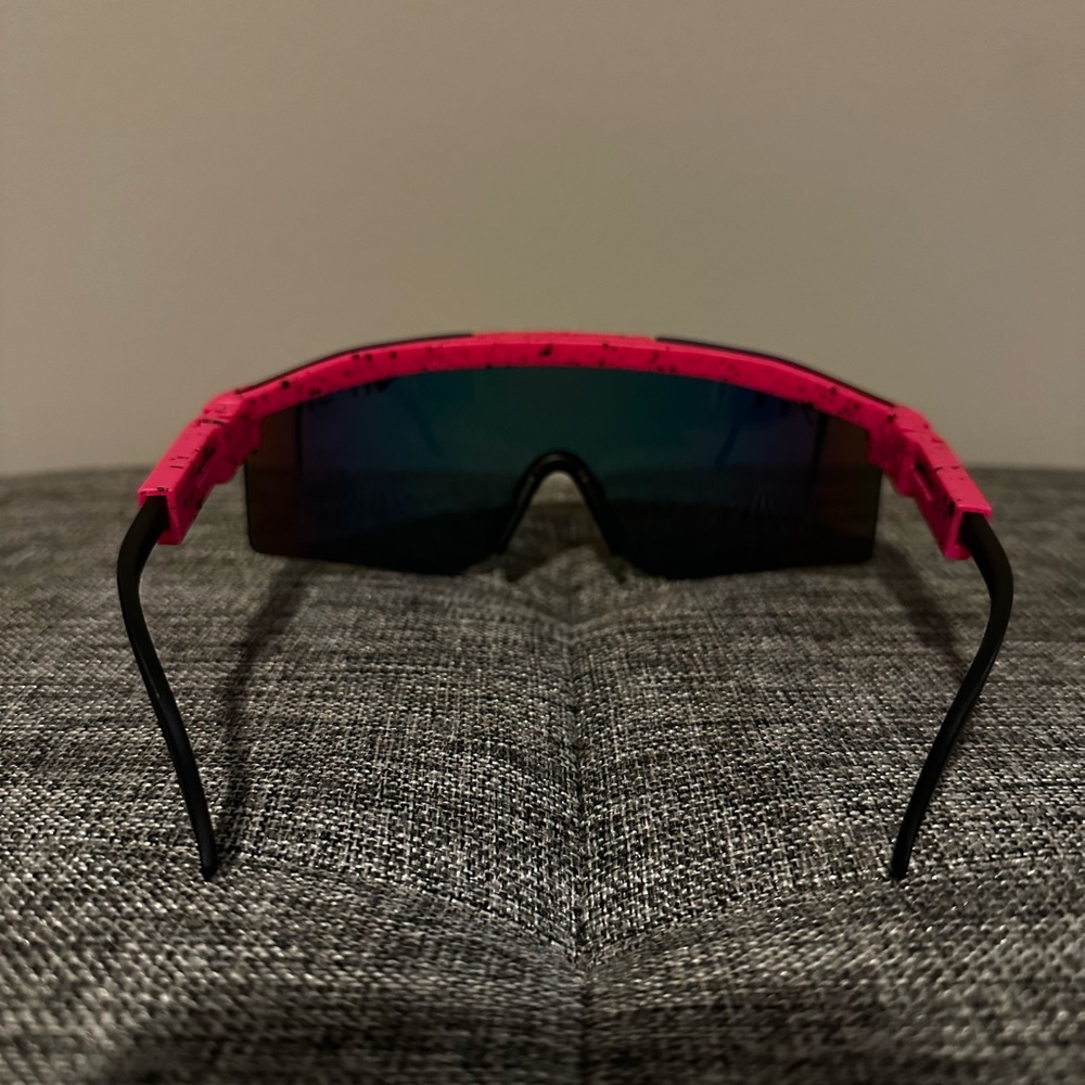 Pink PIT VIPERS - Picture 3 of 4
